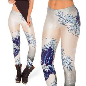 BlackMilk The Great Wave Leggings SZ S VGUC